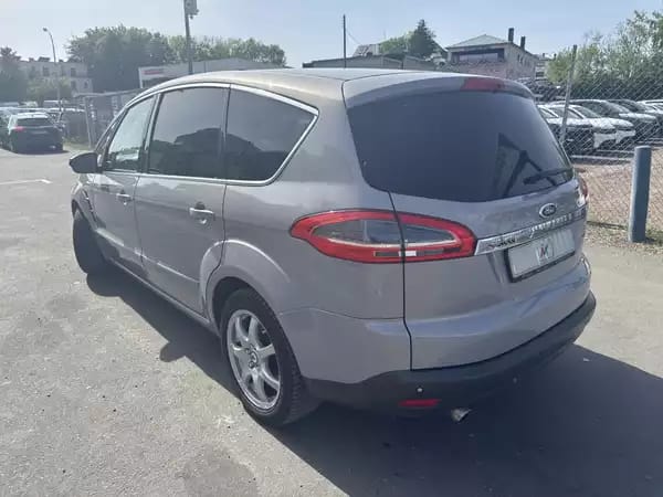 Ford S-Max 2.0 TDCI 163 Titanium - Photo 3