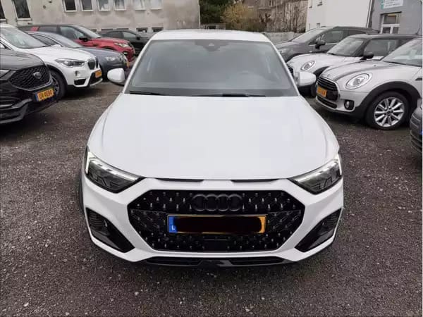 Audi A1 Allstreet 30 TFSI S tronic - Photo 2