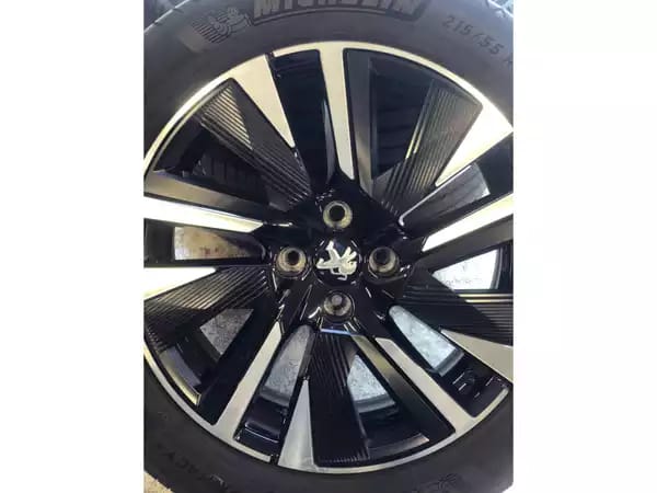 Jantes alu + Pneus été 18 215/55 R18 99V - Photo 2