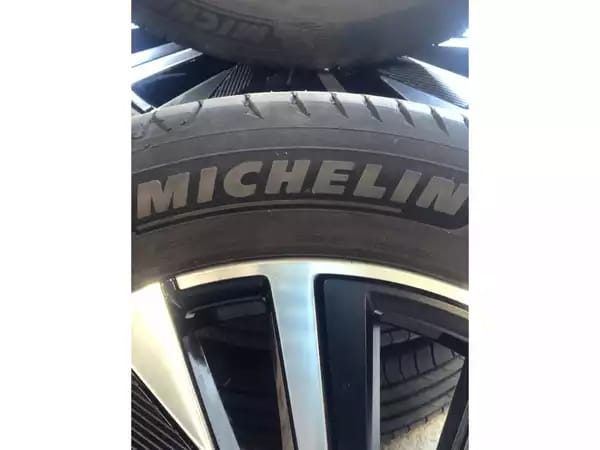 Jantes alu + Pneus été 18 215/55 R18 99V - Photo 3