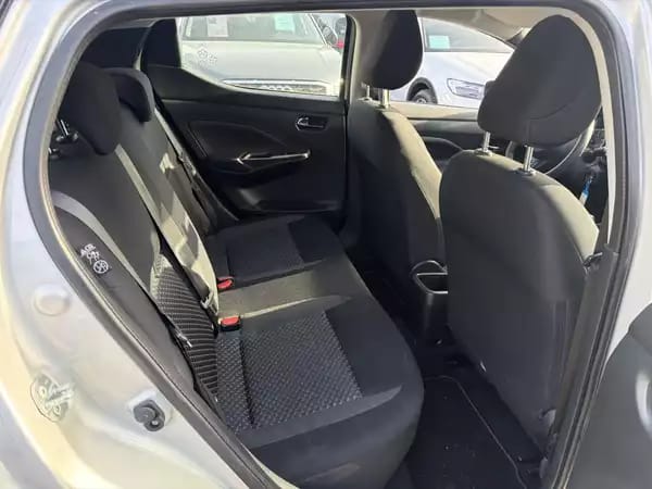 Nissan Micra SBR 1.0L IG-T 92 M/T ACENTA + Easy Pack - Photo 2