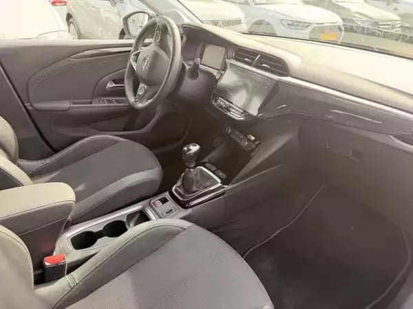 Opel Corsa 1.5 Turbo D Start/Stop MT6 102 - Photo 2