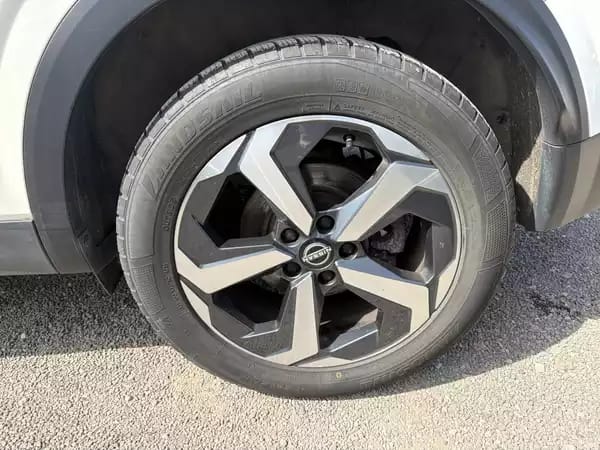 Nissan Qashqai 1.3 HYBRIDE 158CV AUTO CONNECT - Photo 3