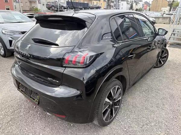 Peugeot 208 GT LINE 1.2 BVM6 100CV - Photo 3