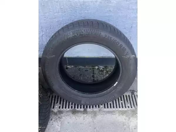 Pneus hiver 18 235/60 R18 107V - Photo 2