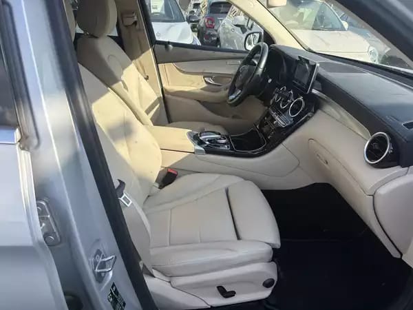 Mercedes-Benz GLC 220 D 4MATIC AUTO - Photo 3
