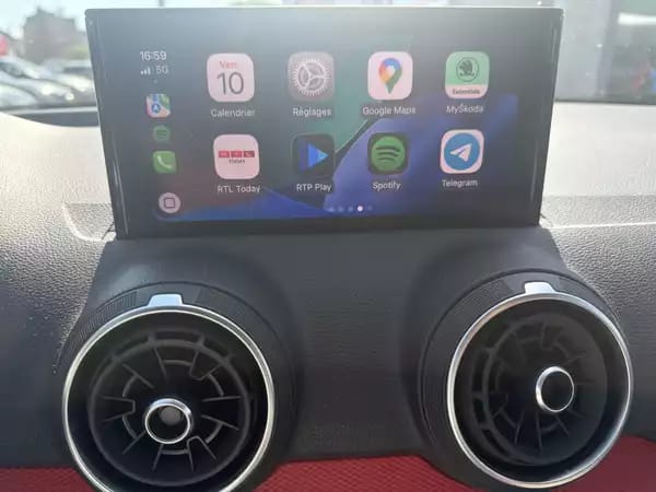 Audi Q2 30 TDI 115 CV S-TRONIC - Photo 2