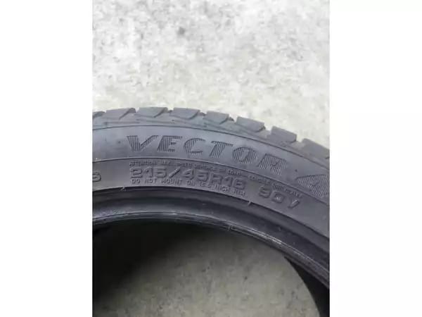 Pneus toutes saisons 16 215/45 R16 90V - Photo 2