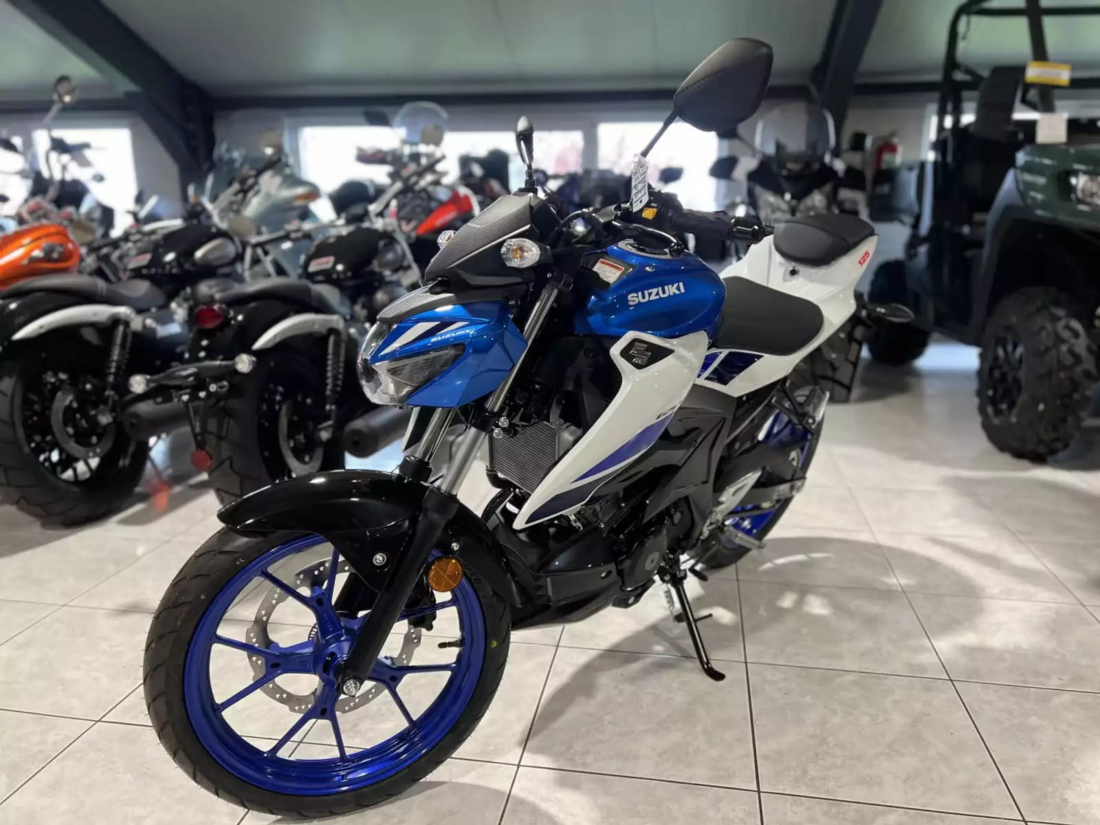 Suzuki GSX-S 125 - Photo 1