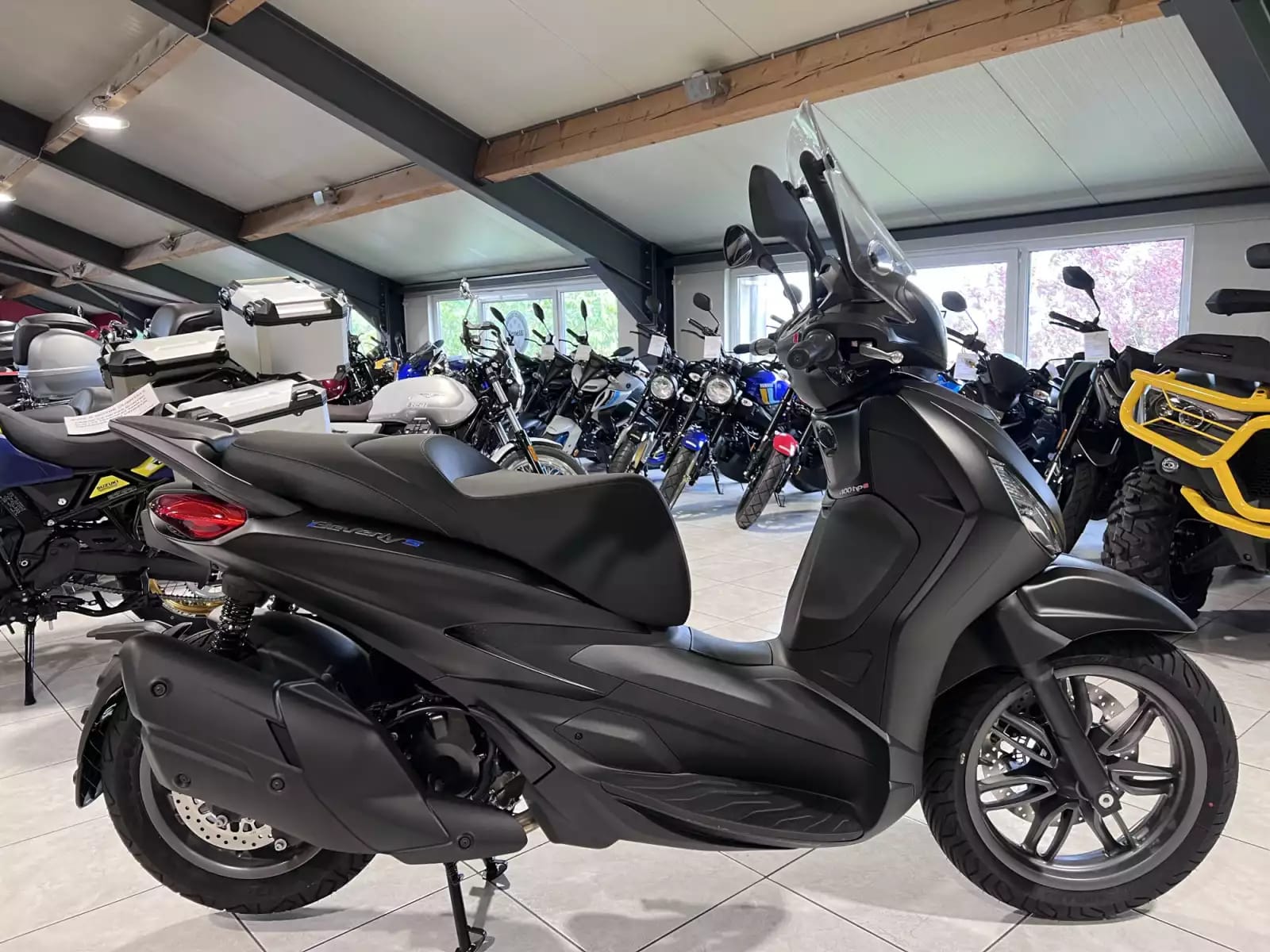 Piaggio Beverly 400 S Nero Meteora - Photo 1
