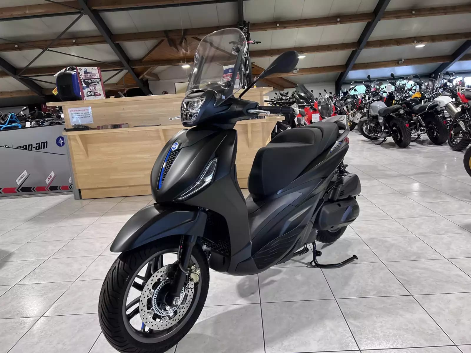 Piaggio Beverly 400 S Nero Meteora - Photo 1