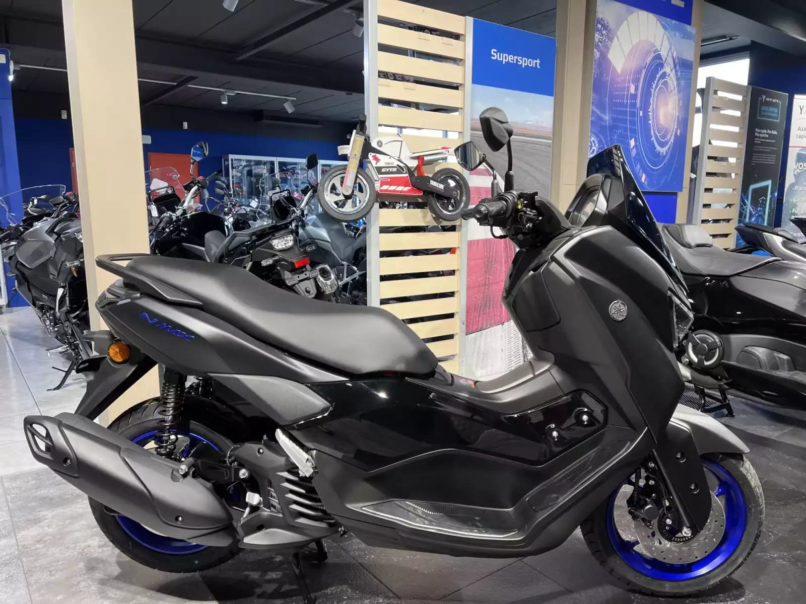 Yamaha NMAX 125 - Photo 1