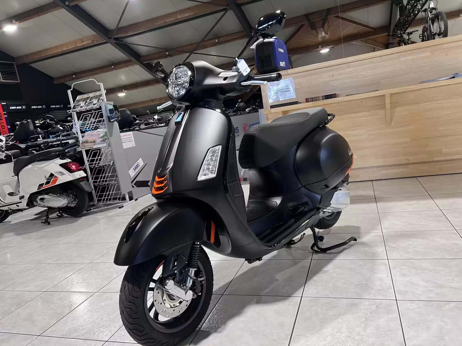 Vespa GTS Super Sport 310 - Photo 1