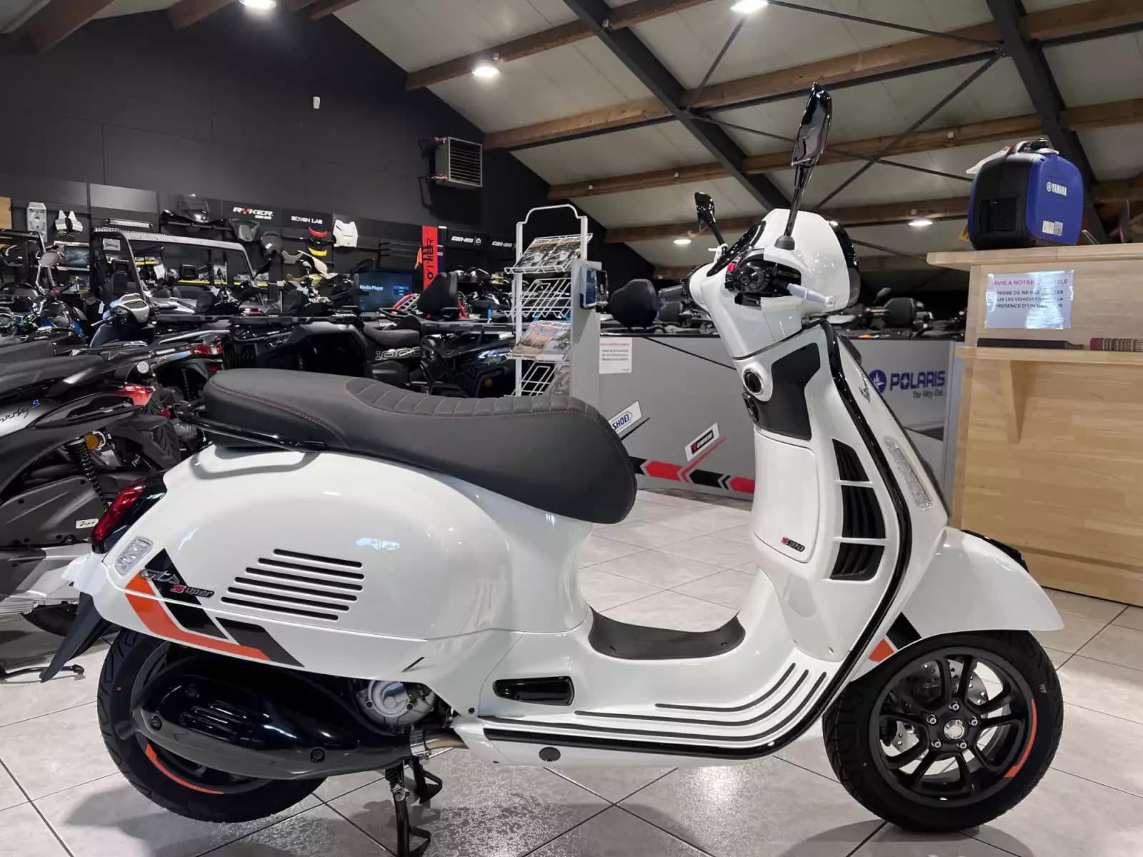 Vespa GTS Super Sport 310 - Photo 1
