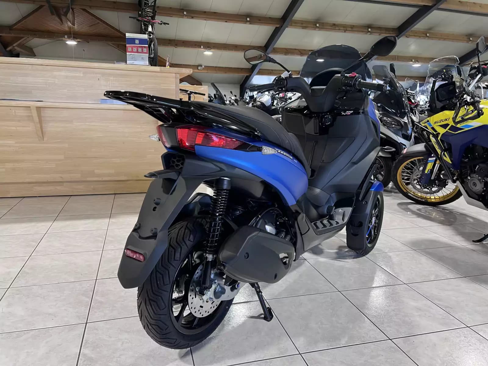 Piaggio MP3 310 SPORT - Photo 1