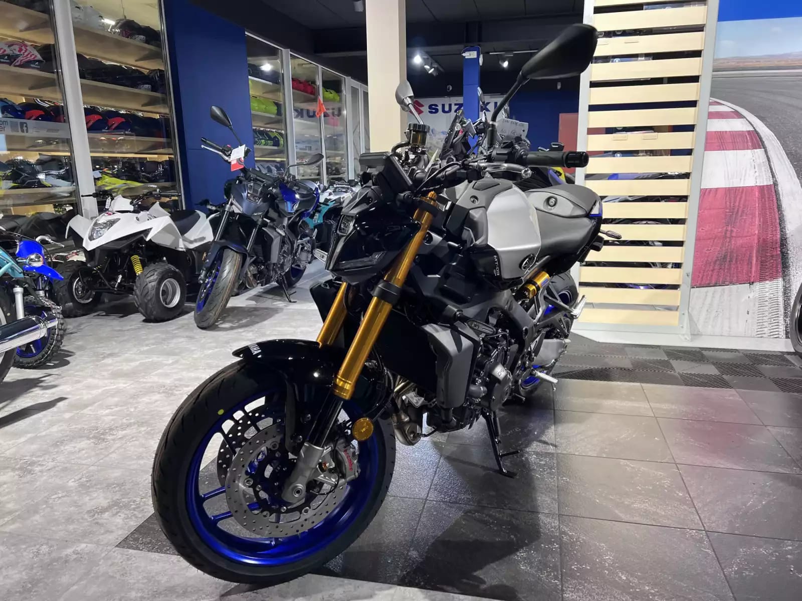 Yamaha MT-09 SP - Photo 1