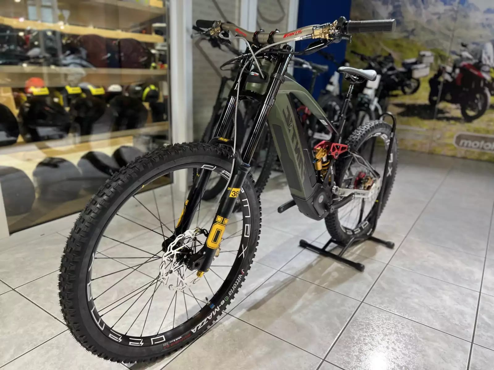 Fantic XXF 2.0 FACTORY Öhlins taille M 720Wh, 29''-27,5'', freins 4 pistons, 90 Nm - Photo 1