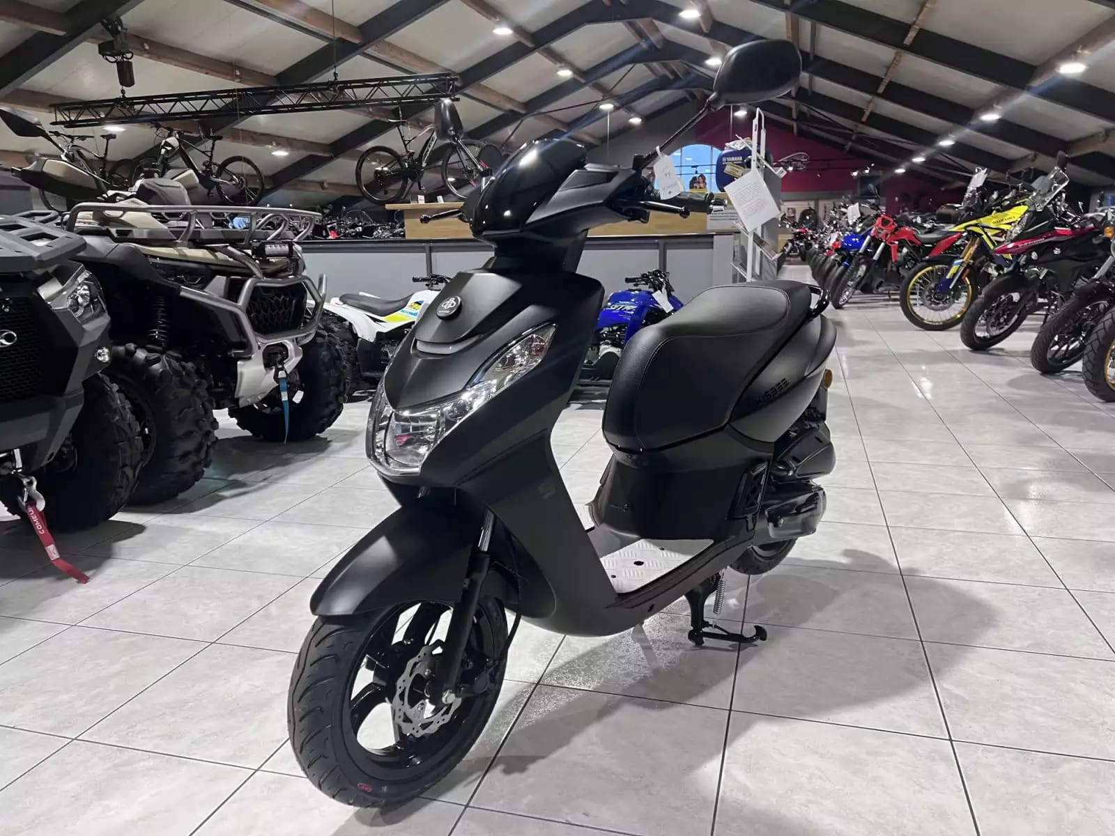 Peugeot Kisbee Black Edition CL B  45 km/h - Photo 1