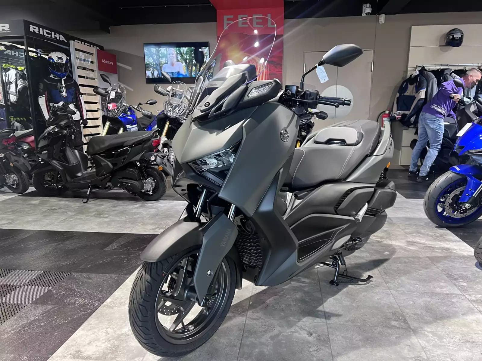 Yamaha X-Max 300 - Photo 1
