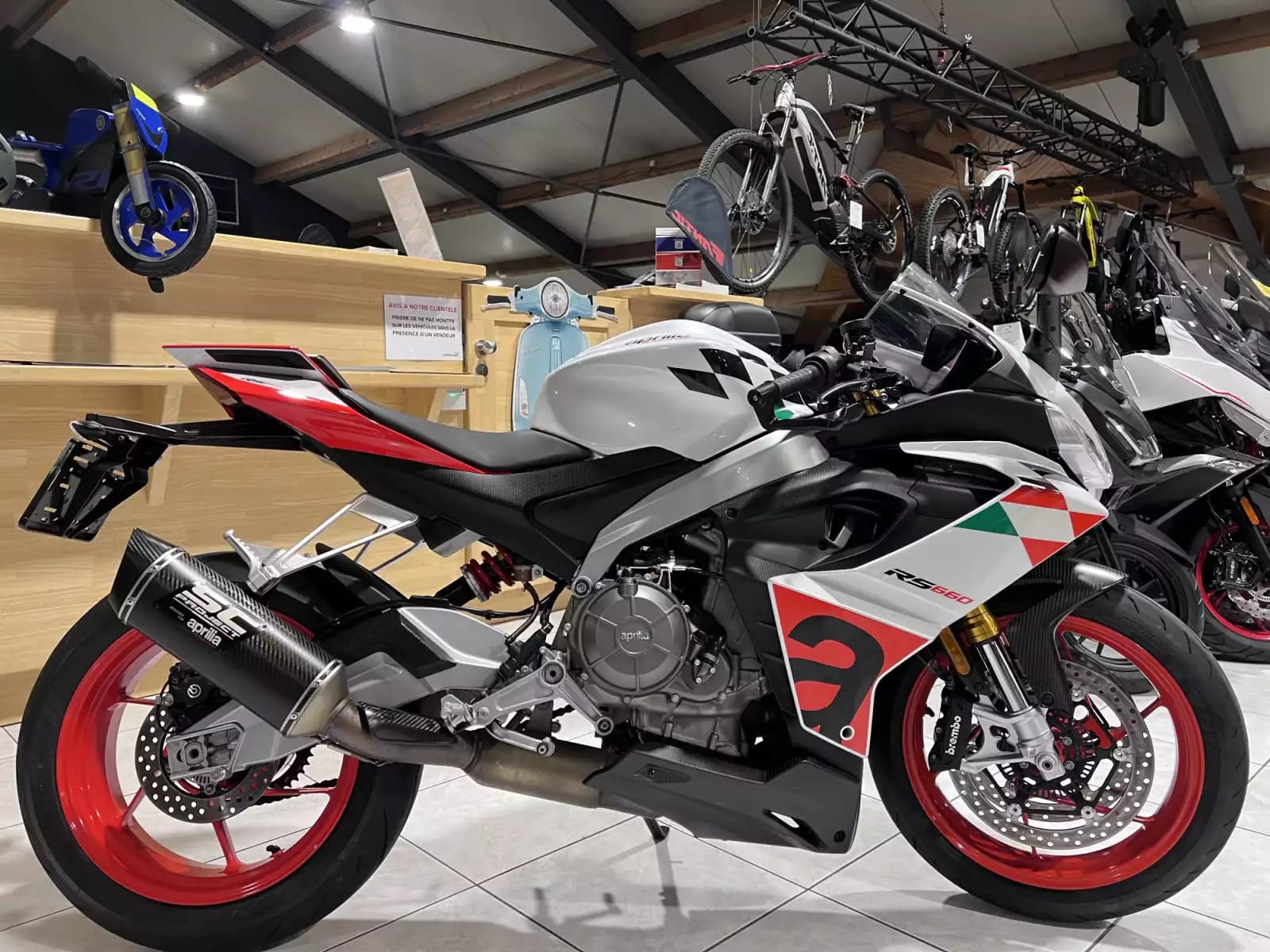 Aprilia RS 660 Extrema - Photo 1