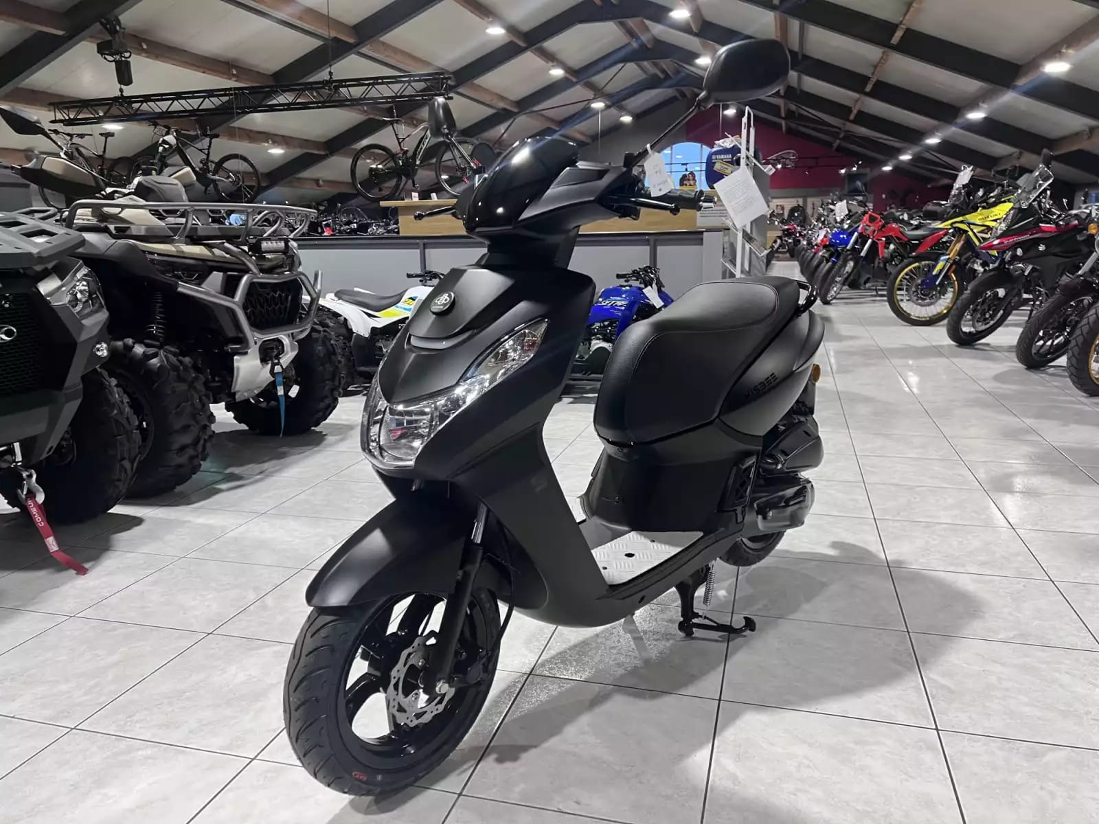 Peugeot Kisbee Black Edition CL A   25 km/h - Photo 1