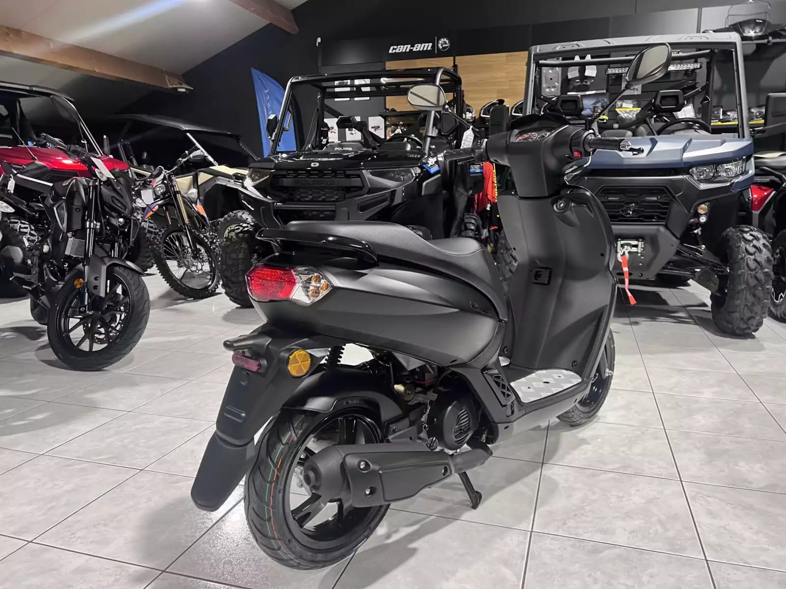 Peugeot Kisbee Black Edition CL A   25 km/h - Photo 1