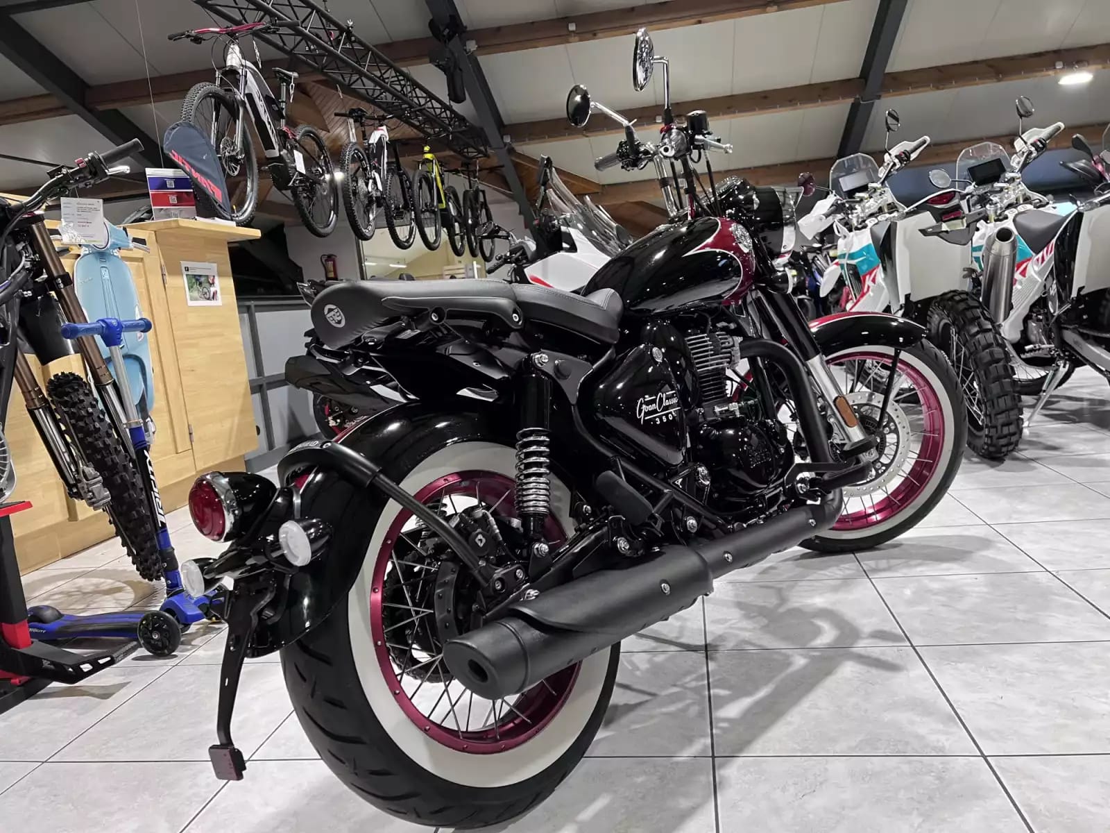 Royal Enfield Goan Classic - Photo 1