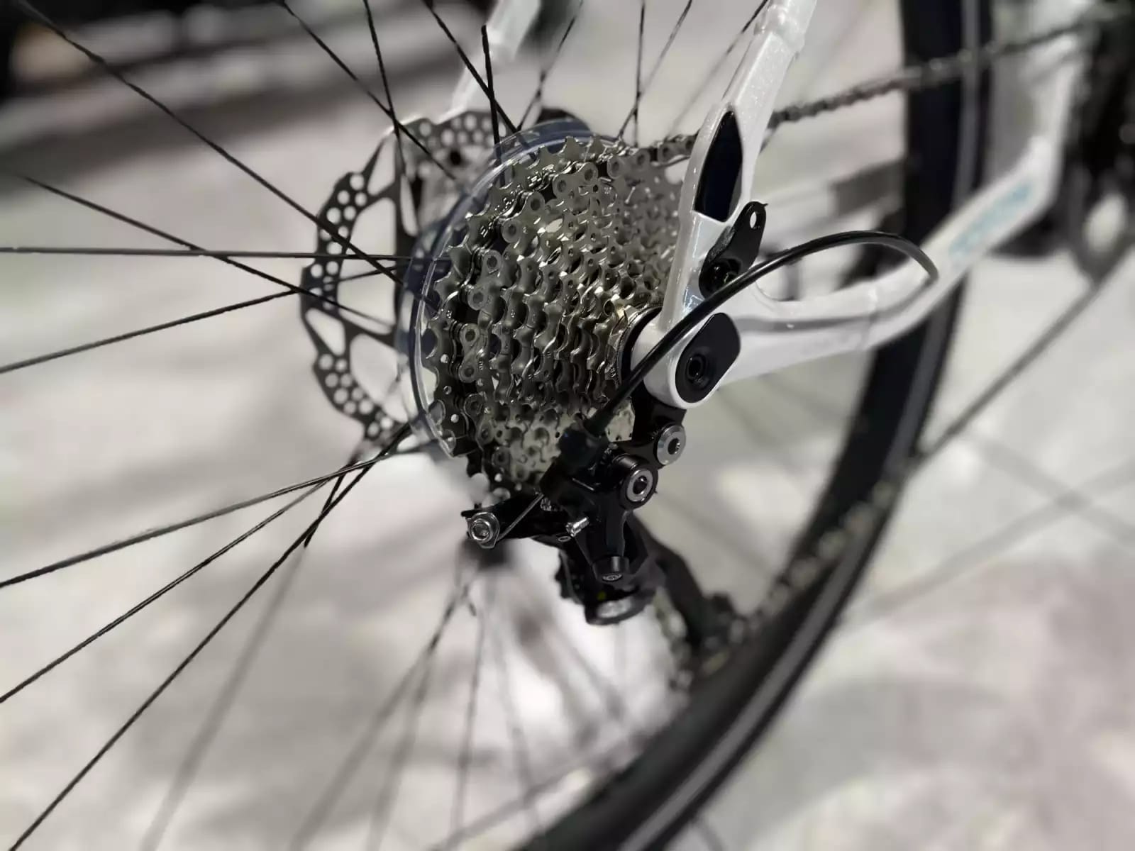 Yamaha CrossCore RC S Freins Shimano,  PW séries 70 Nm, fourche NEX / 500 Wh, 36 V, roue 27,5,  cadre allu, 23,9 Kg. - Photo 1