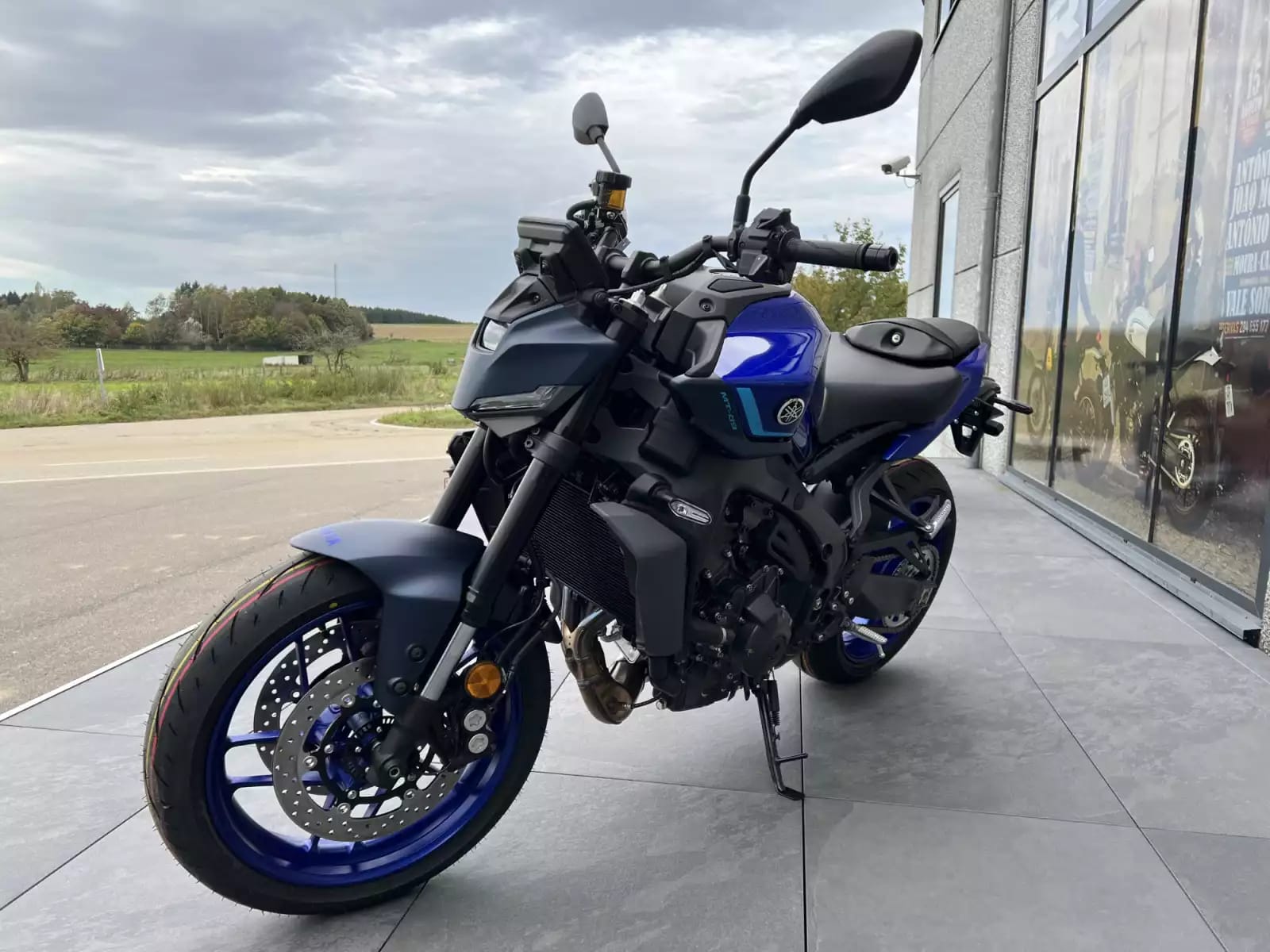 Yamaha MT-09 Y-AMT - Photo 1
