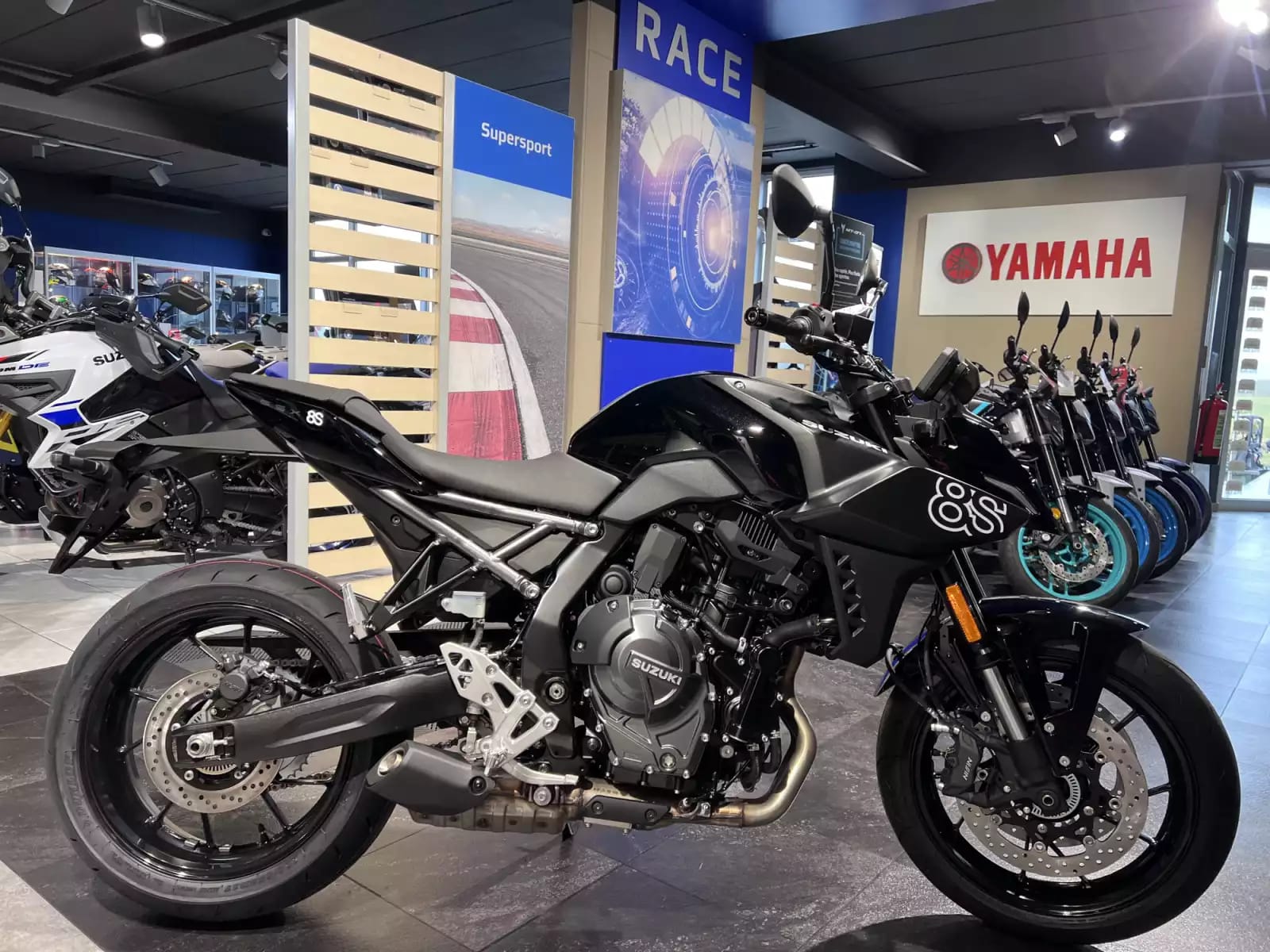 Suzuki GSX 8S - Photo 1