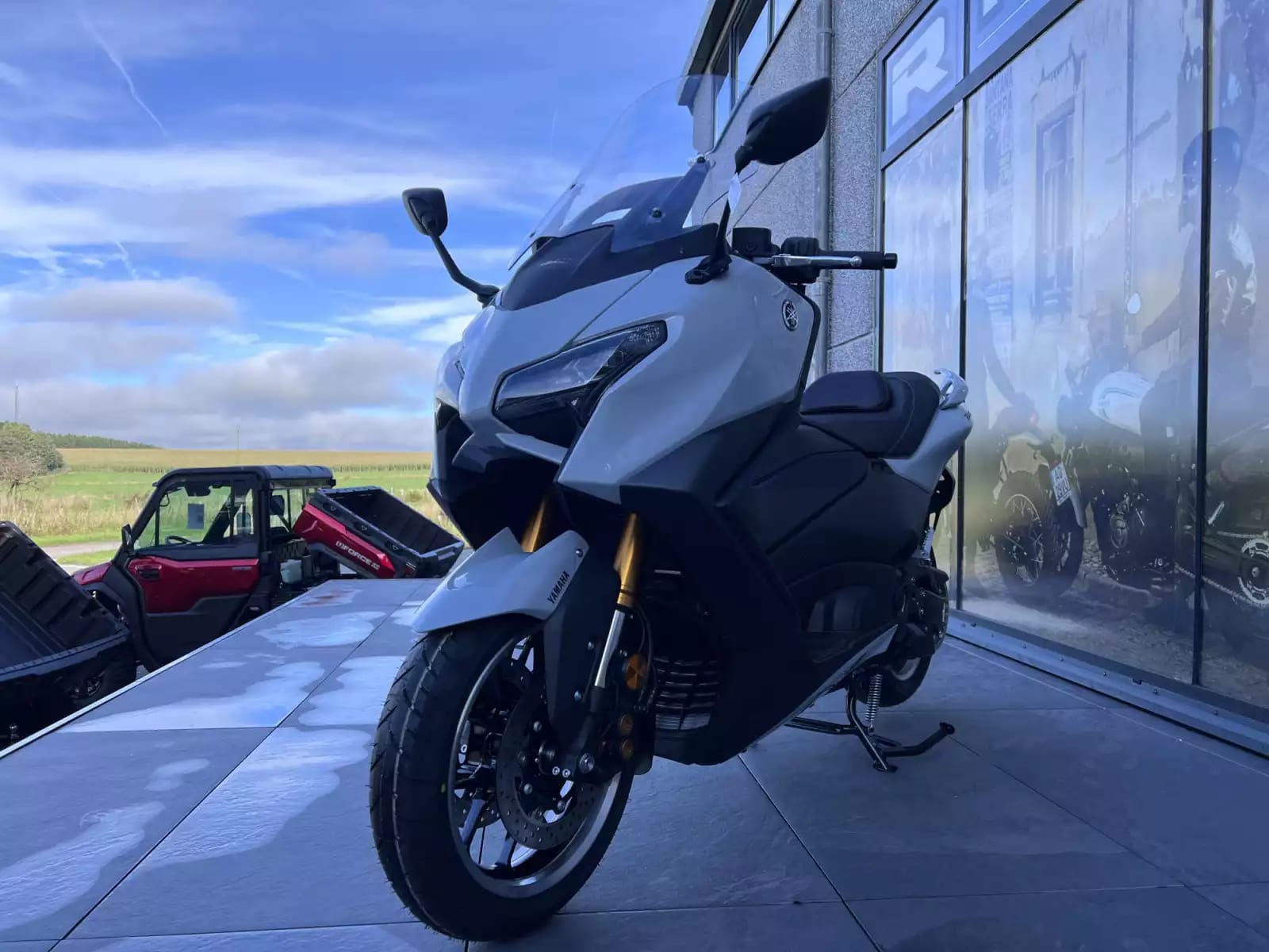 Yamaha TMAX 560 TECHMAX - Photo 1