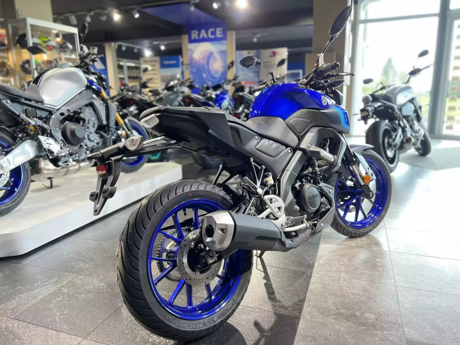 Yamaha MT-125 BLEU - Photo 1