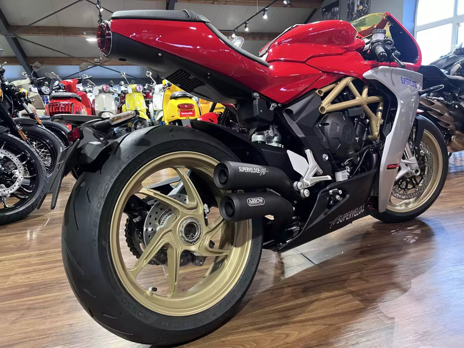 MV Agusta Superveloce 800 E5 - Photo 1