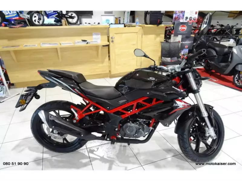 Benelli BN 125 E5 - Photo 1