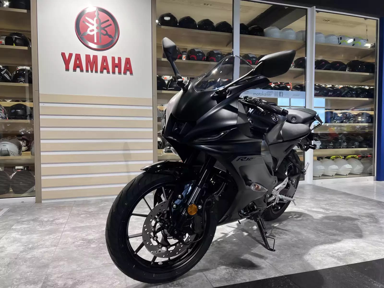 Yamaha YZF-R125 - Photo 1