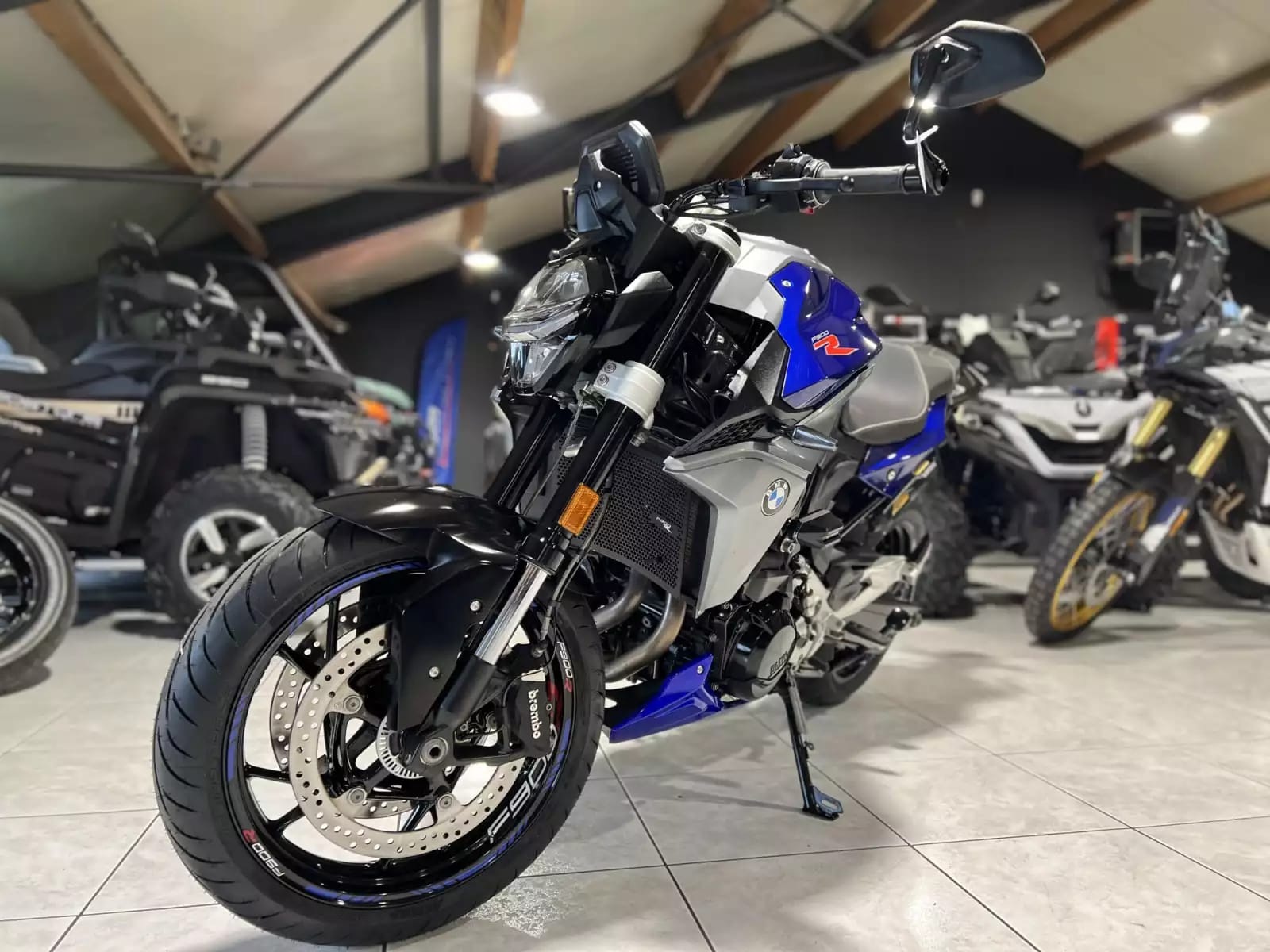 BMW F 900 R - Photo 1