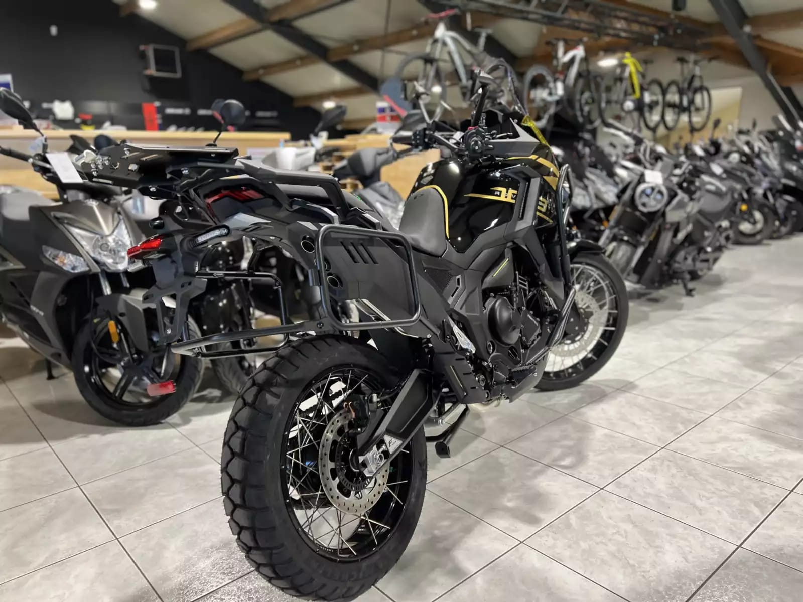 Zontes 703 F BLACK/GOLD 21 - Photo 1