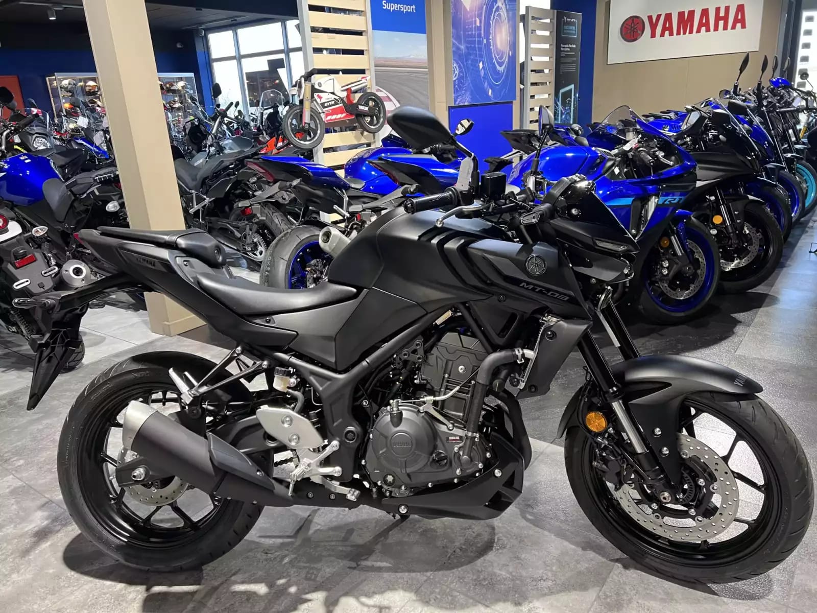 Yamaha MT-03 - Photo 1