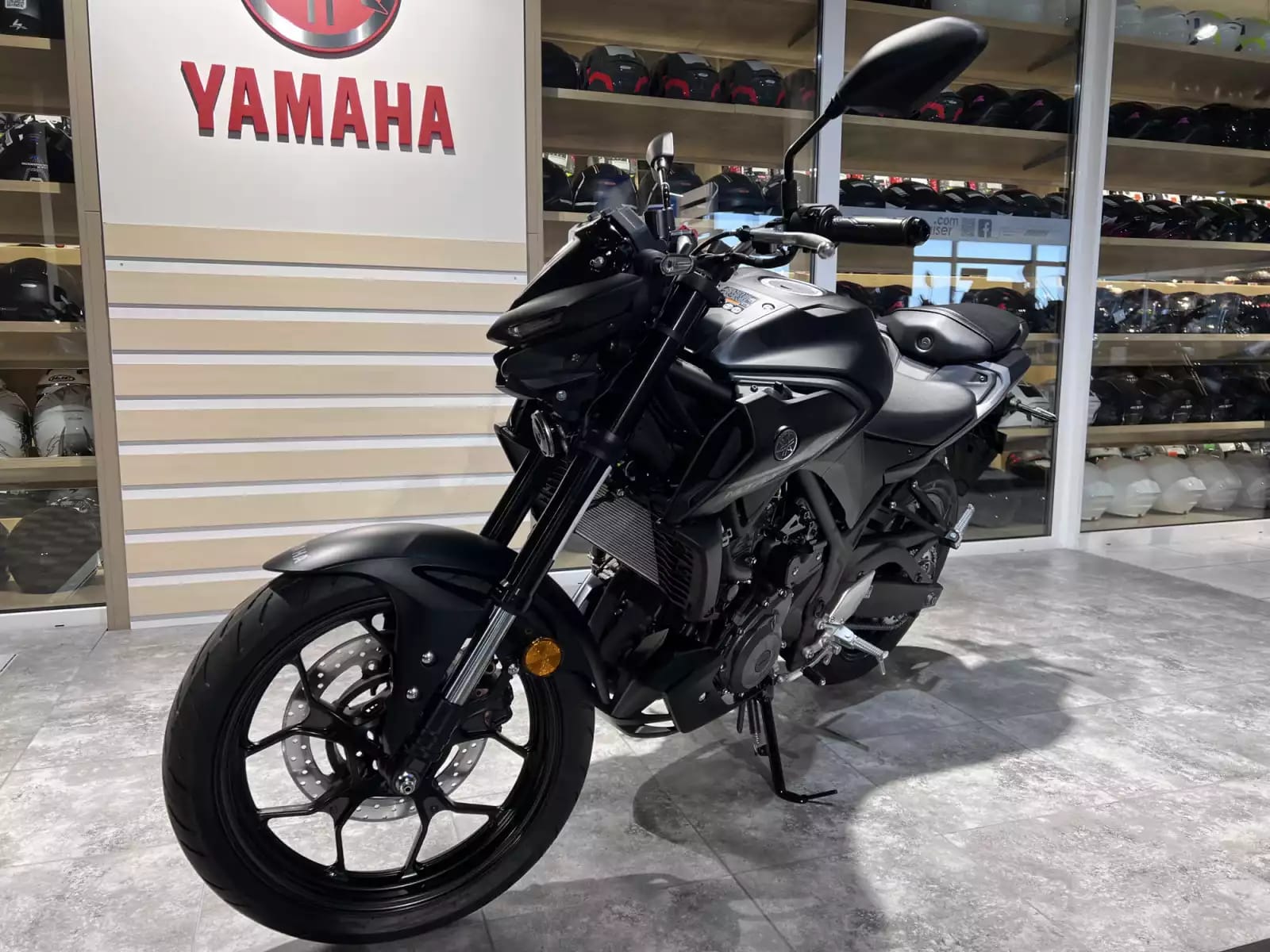 Yamaha MT-03 - Photo 1