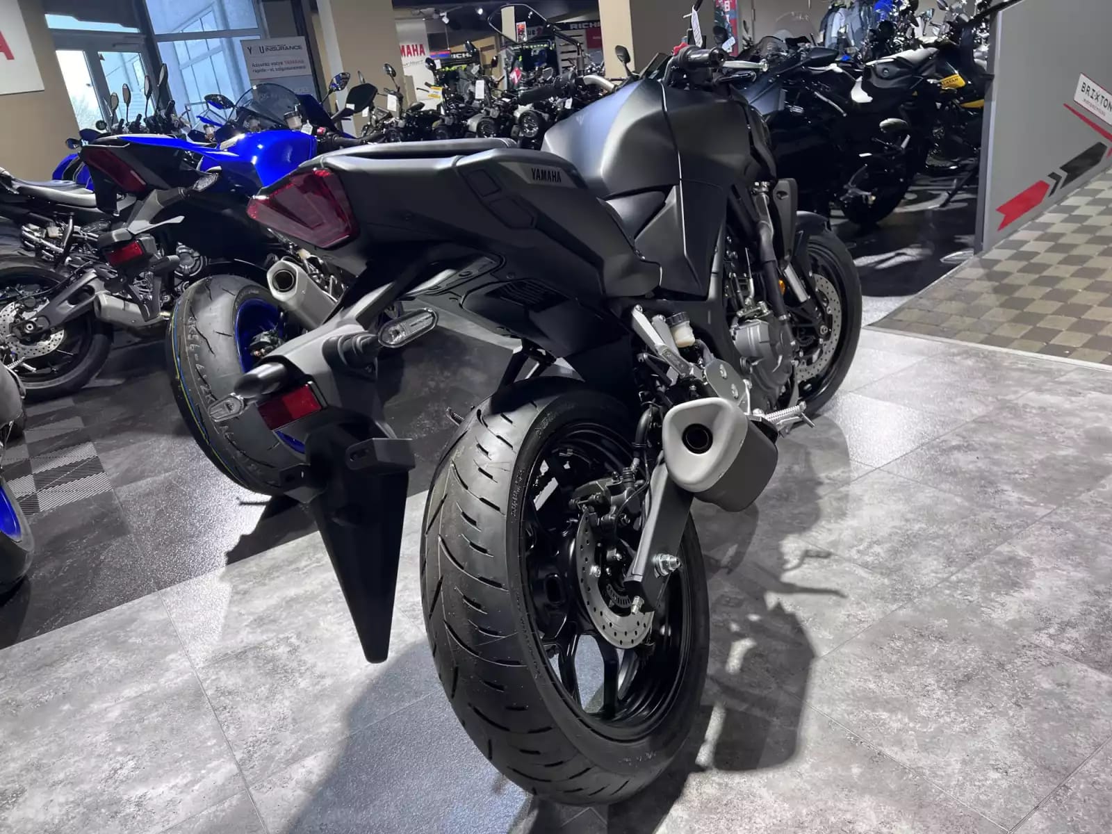 Yamaha MT-03 - Photo 1