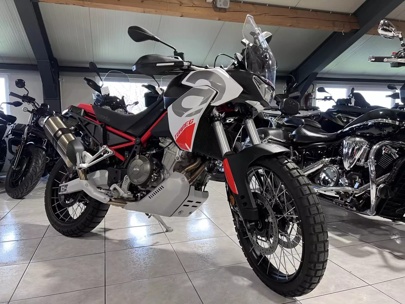 Aprilia Tuareg 660 Hailstrom White disponible aussi en 35 KW - Photo 1