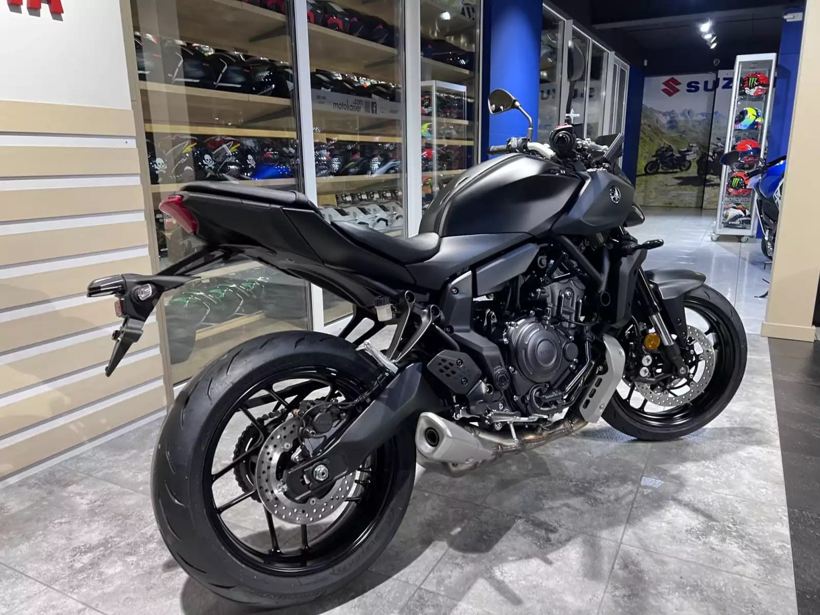 Yamaha MT-07 - Photo 1