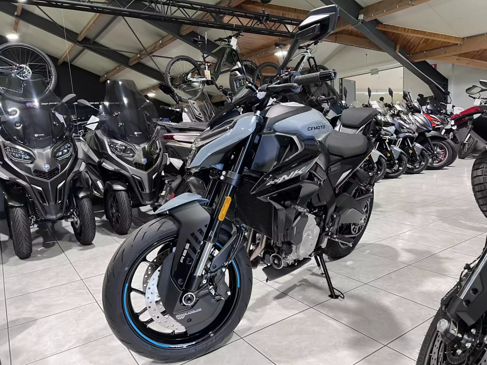 CF Moto 675 NK - Photo 1