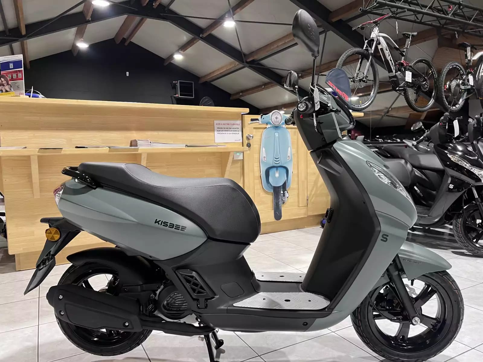 Peugeot Kisbee CL A   25 km/h - Photo 1