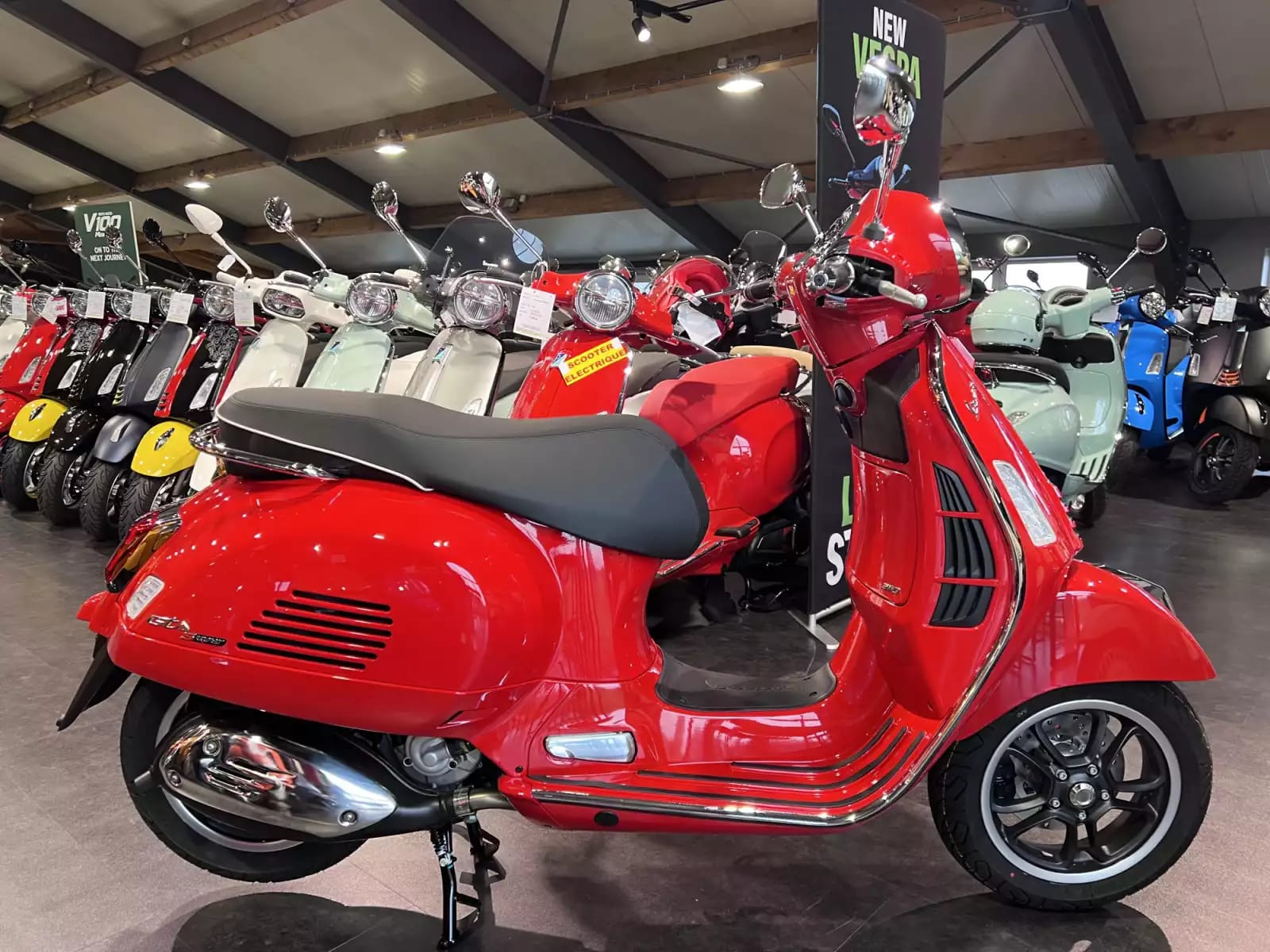 Vespa GTS Super Sport 310 - Photo 1