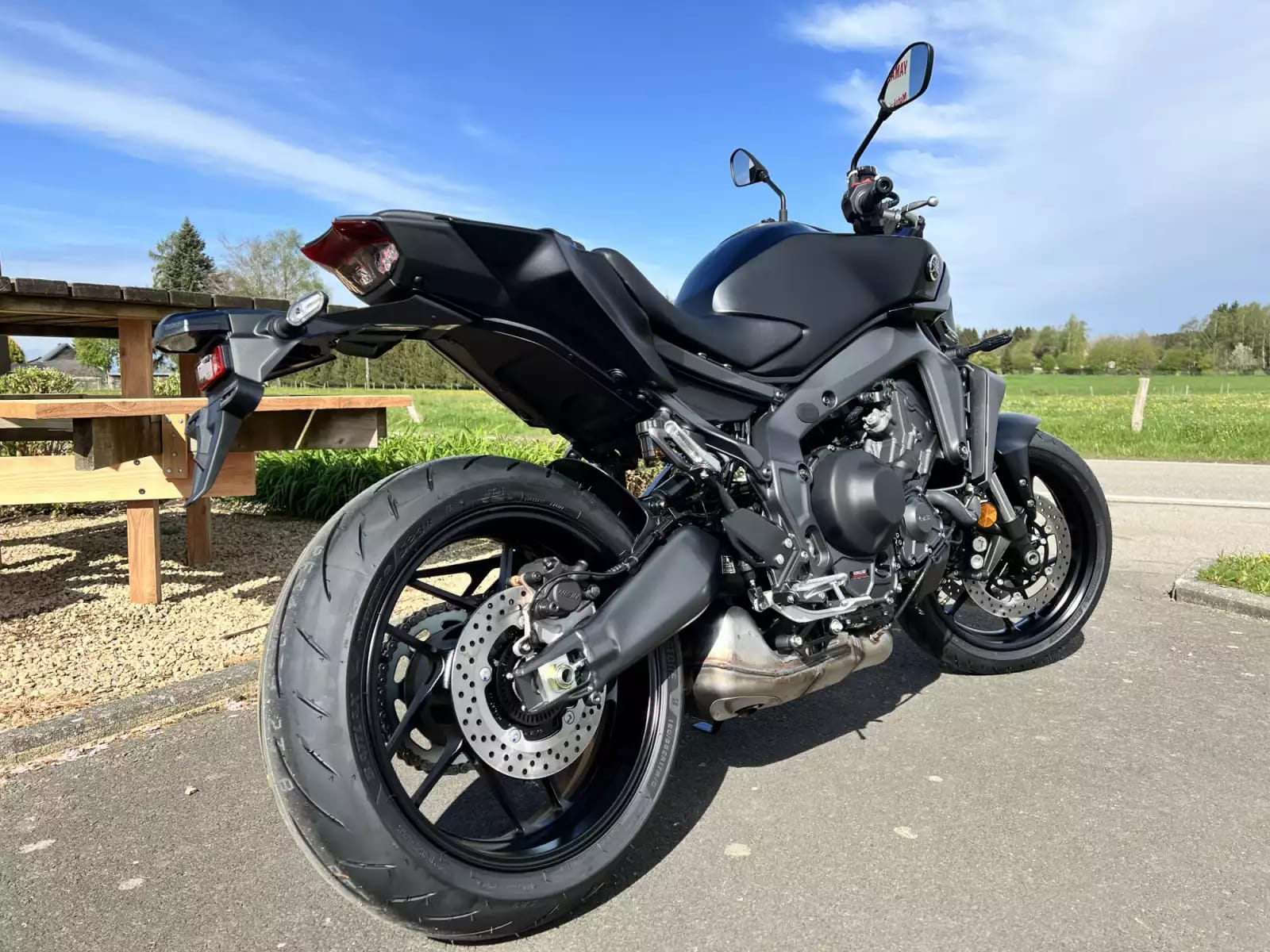 Yamaha MT-09 - Photo 1