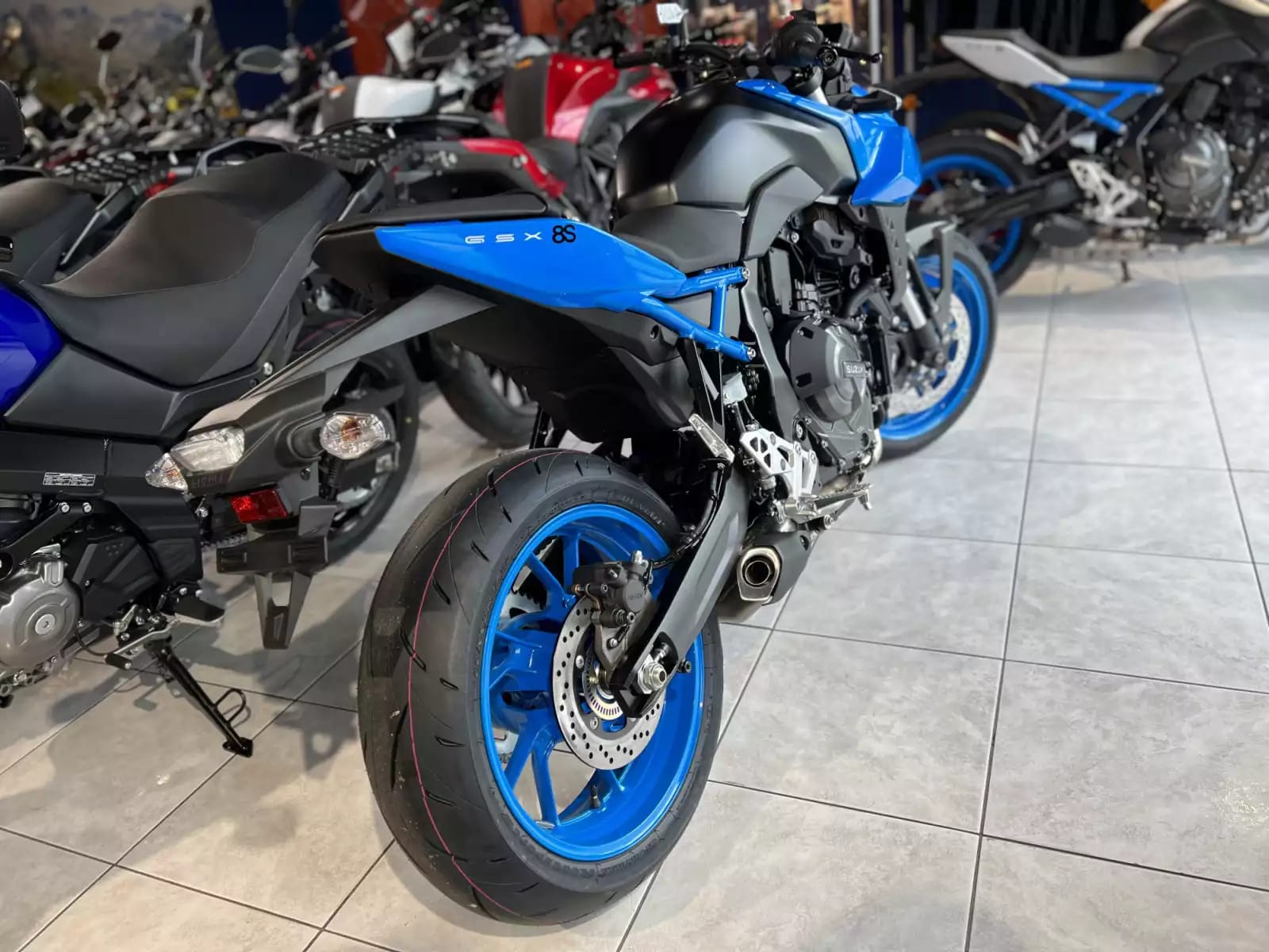 Suzuki GSX 8S - Photo 1