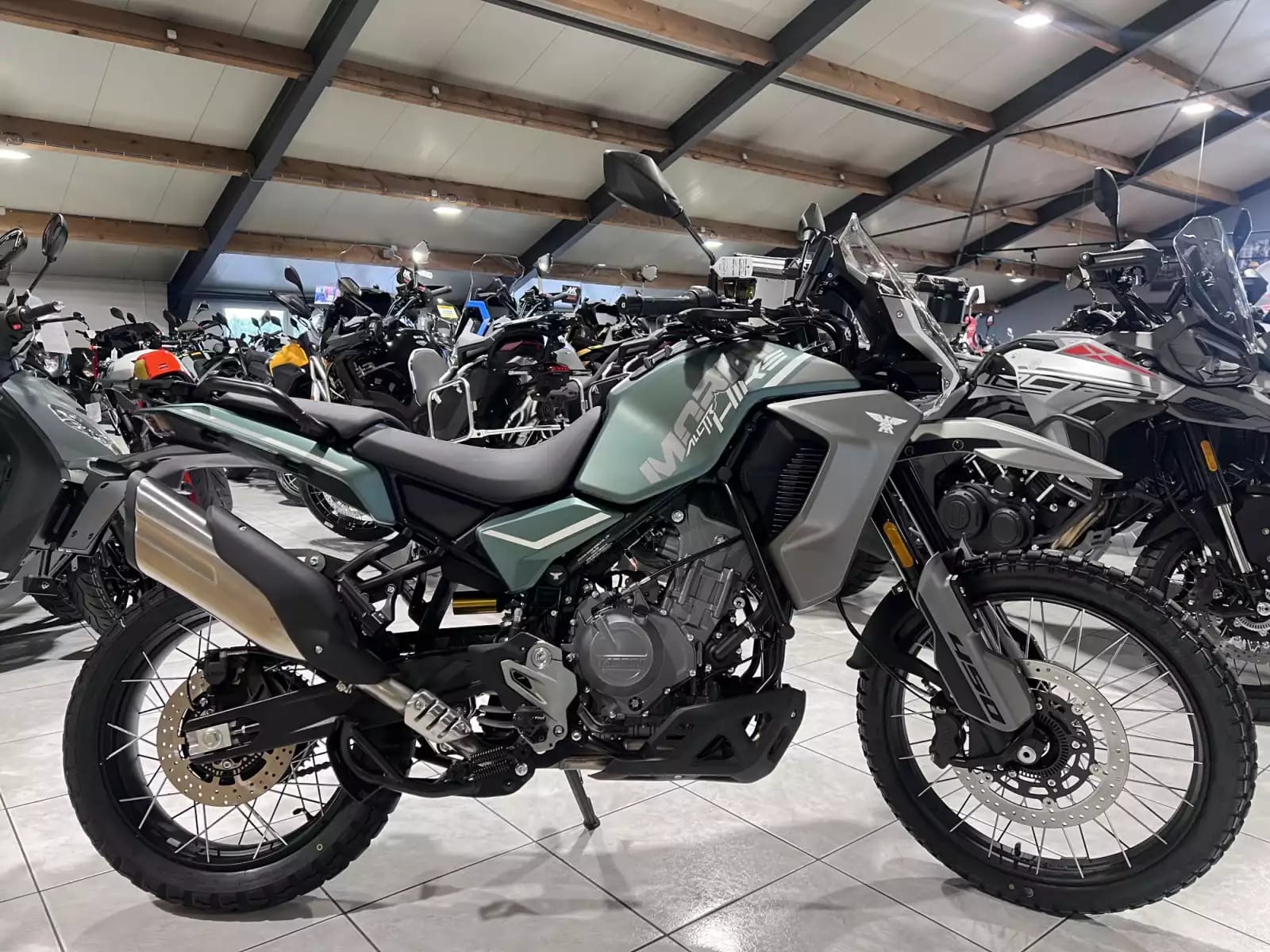 Moto Morini Alltrhike 450 - Photo 1