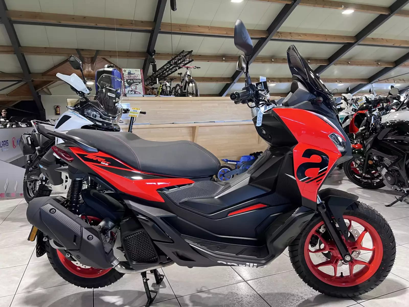 Aprilia SR 125 GT SPORT RED - Photo 1