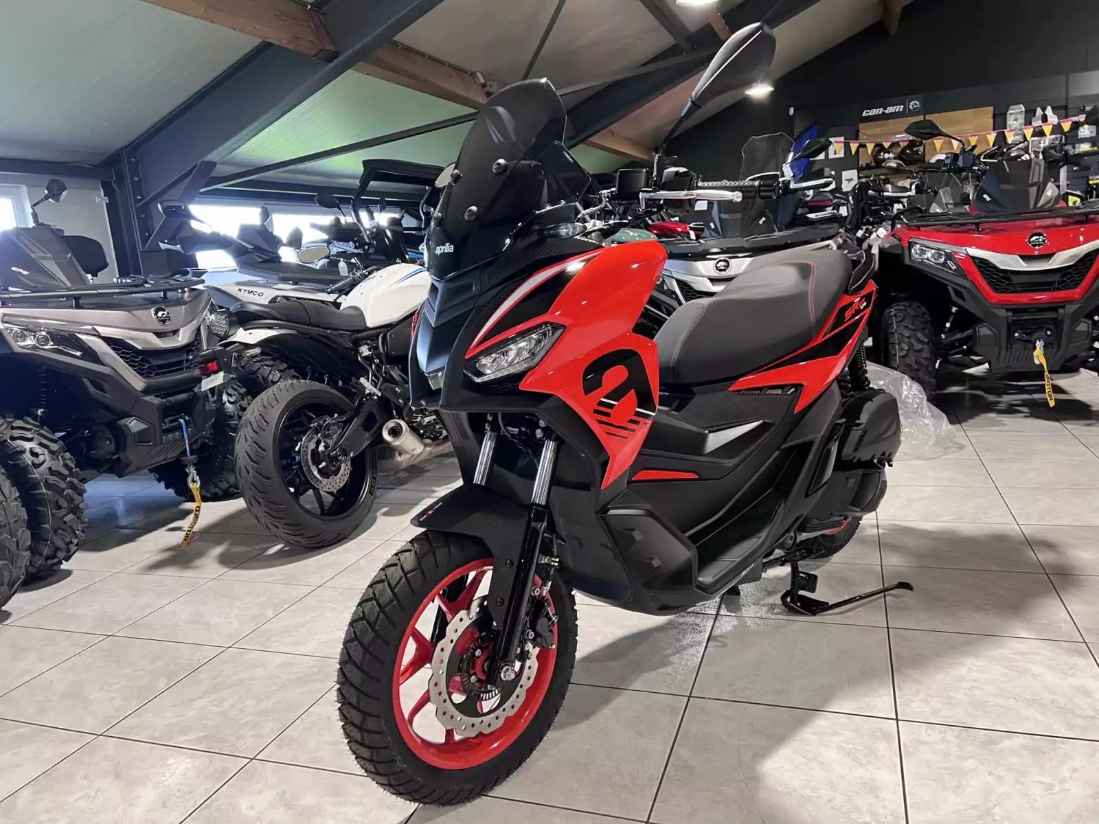 Aprilia SR 125 GT SPORT RED - Photo 1